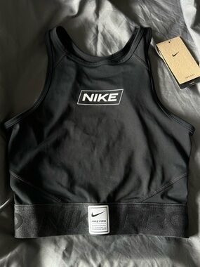 Nike sports bra/tank